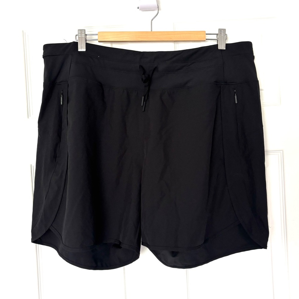 Women’s plus athletic/swim shorts